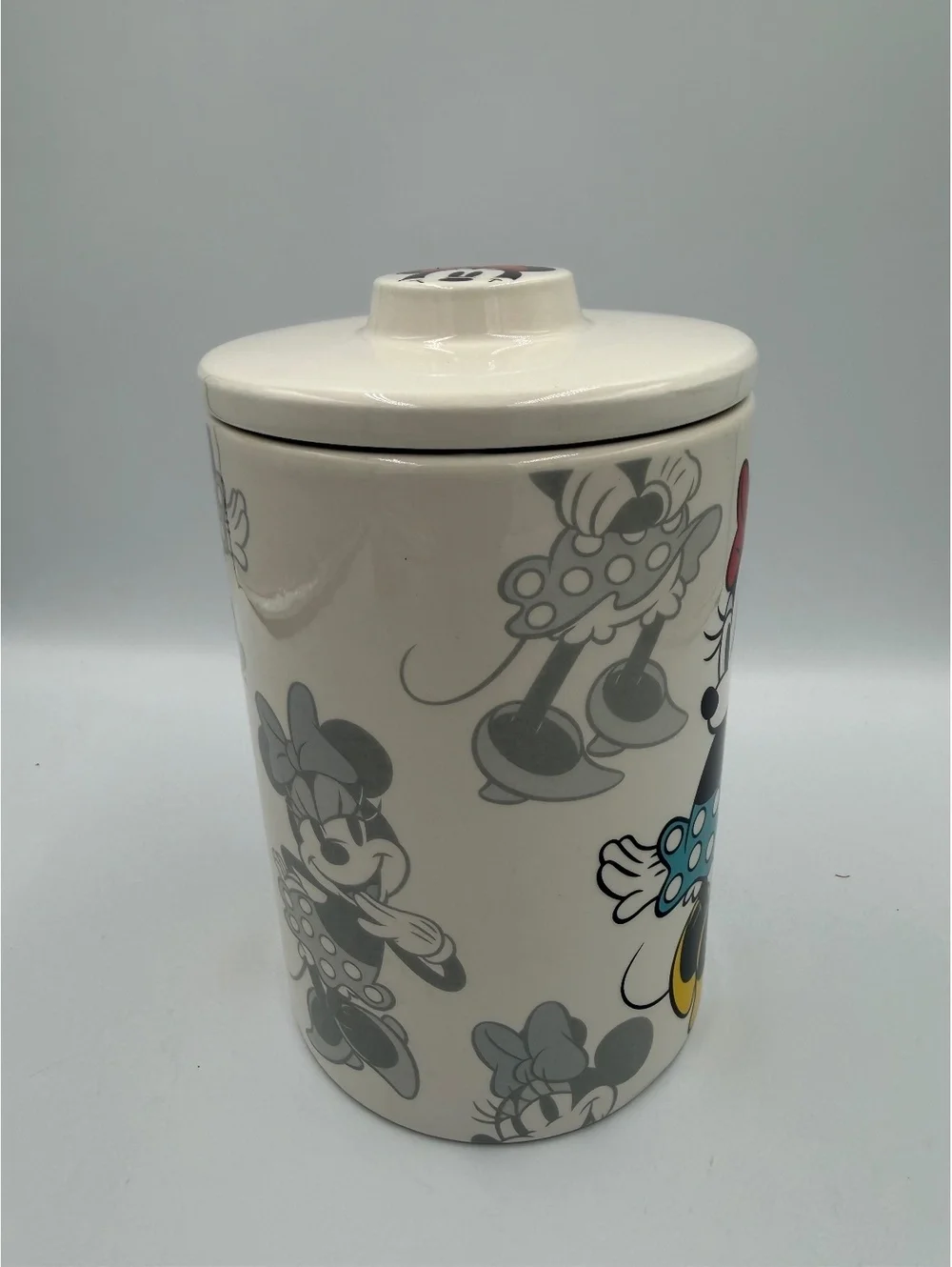 Discontinued collectible Disney Minnie Mouse Ceramic Storage Jar Lid promotional